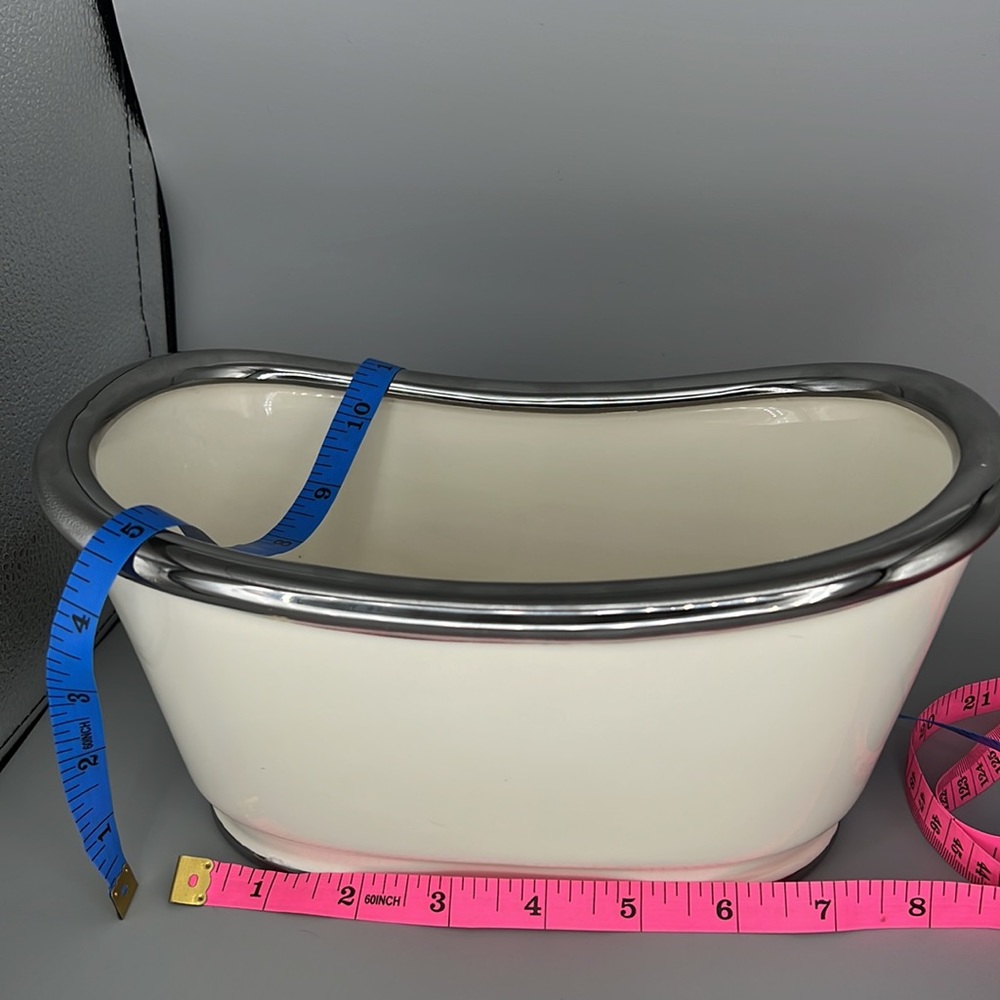 Biltmore for Belk Apothecary mini Bathtub - Picture 8 of 9